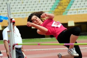 İzmir'de atletizm r&uuml;zgarı