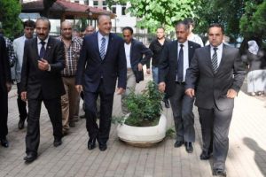 Ekonomiyi g&uuml;ndeme taşımak istiyoruz