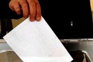 AK Parti a&ccedil;ık ara &ouml;nde