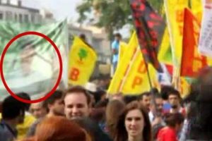 &Ouml;calan pankartı Taksim'i karıştırdı