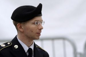 Wikileaks'i patlatan Er'in yargılaması başladı