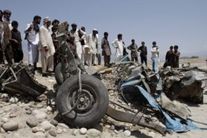 Afganistan'da saldırılar &ccedil;ocukları vurdu