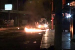 Cizre'de olaylı gece
