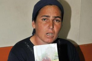 Kanser hastası anne oğlunu bırakıp kayboldu