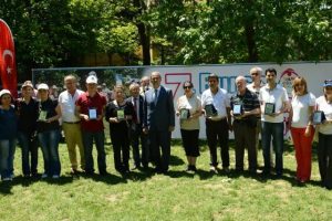 Sokak oyunları nostaljisi bug&uuml;nde yaşıyor