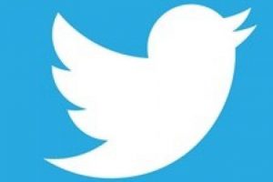 Melih G&ouml;k&ccedil;ek Twitter'ı bir g&uuml;nl&uuml;ğ&uuml;ne bıraktı