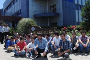 &Uuml;niversite &ouml;ğrencilerinden yaz okulu eylemi