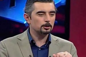 Kelime Oyunu'nda İhsan Varol'dan manidar sorular