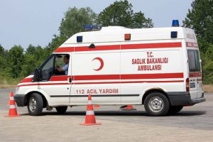 Ambulanslar maskeli polisleri mi taşıdı?