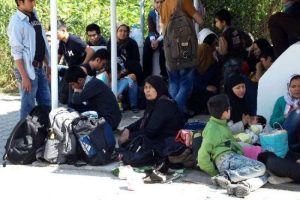 Ka&ccedil;akların umuda yolculuğu Şark&ouml;y'de bitti