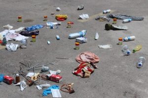 Gezi Parkı g&ouml;stericilerinden molotof kokteyli