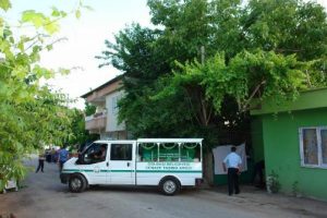 Cemevinin &ccedil;atısından d&uuml;şen alevi dedesi &ouml;ld&uuml;