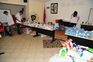 Eli sopalı kişiler sağlık personelini darp etti iddiası