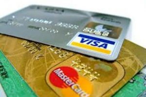 Bankalara aidatsız kredi kartı zorunluluğu