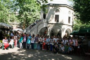 &Ouml;ğrenciler tarihini gezerek &ouml;ğreniyor