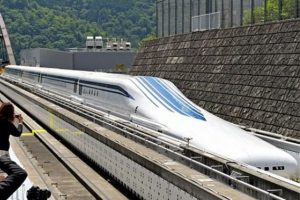 Japonlar hızlı trende sınırları zorluyor