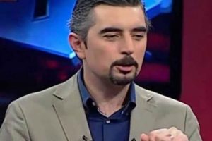 'Kelime Oyunu'nda canlı yayına izin yok!