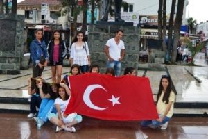 Ayvalık'ta yağmur altında n&ouml;bet