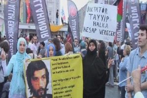 Gezi Parkı'nda Mira&ccedil; Kandili