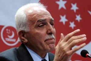 Mustafa Kamalak'a saldırı