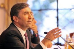''Sekt&ouml;re yenilikler getireceğiz''