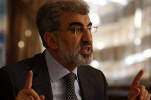 'Ağacın arkasından siyaset yapılmasın'