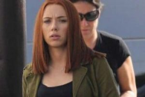 Scarlett Captain America filmi i&ccedil;in yine kızıl oldu