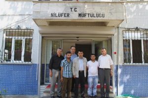 M&uuml;ft&uuml;l&uuml;k bağımlılıktan kurtulan gen&ccedil;leri Umreye g&ouml;nderdi