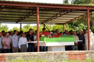 Kazada &ouml;len hukuk &ouml;ğrencisi toprağa verildi