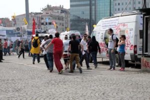 Gezi Parkı'nda seyyar ambulans