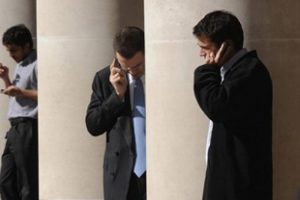 ABD'de dinleme skandalı b&uuml;y&uuml;yor