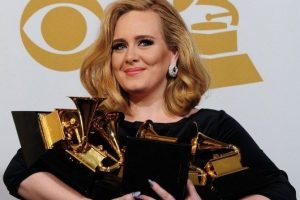 Adele rekora koşuyor