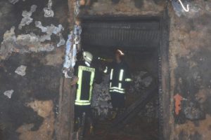 S&ouml;nd&uuml;r&uuml;lmeyen sigara evi k&uuml;l etti