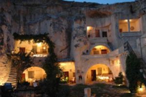 En b&uuml;y&uuml;k Peribacası ziyarete a&ccedil;ıldı