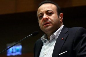 "K&ouml;pekler istedi diye atlar &ouml;lmez"