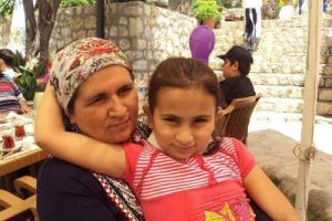 Bu aileye l&ouml;semi bombası d&uuml;şt&uuml;