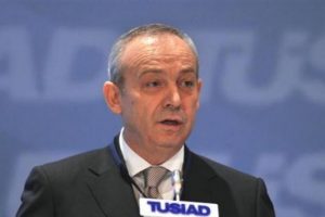 T&Uuml;SİAD elini taşın altına koydu
