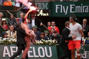 Tenis finalinde eşcinsel karşıtı g&ouml;steri