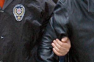 Eylemciler &ccedil;aldıkları malı satarken yakalandı