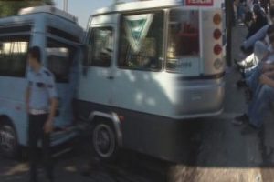 Kadık&ouml;y'de zincirleme kaza