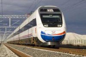 Y&uuml;ksek Hızlı Tren gelin aracı oldu