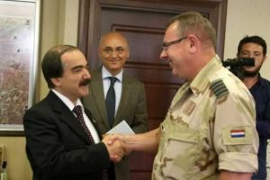 Hollandalı komutan Adana'da g&ouml;reve başladı