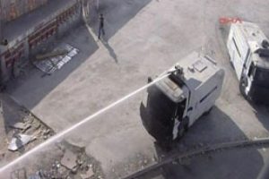 Polis'ten Taksim'de &ccedil;ok ilgin&ccedil; anonslar