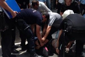 G&ouml;zaltına alınan avukatlar serbest