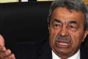 Kamer Gen&ccedil;'ten tartışılacak s&ouml;zler