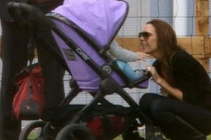 Victoria Beckham ilk kez g&uuml;ld&uuml;