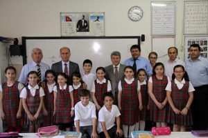 Harput'tan Zeki M&uuml;ren'in mezun olduğu okula ziyaret