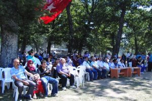 Karadenizliler yayla şenliğinde coştu