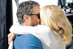 Lady Gaga'yı kızdıran &ouml;p&uuml;şme