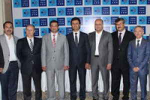 T&uuml;rk Telekom saatte 9 km fiber optik d&ouml;ş&uuml;yor